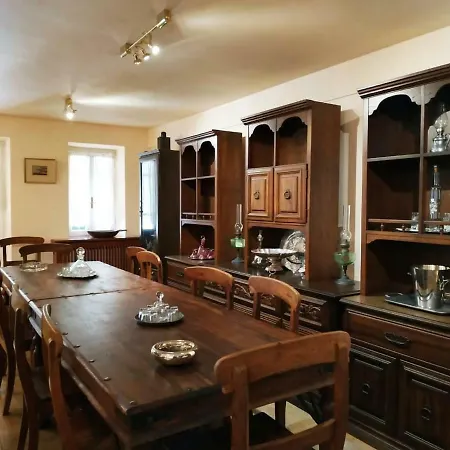 Daphne Estate *