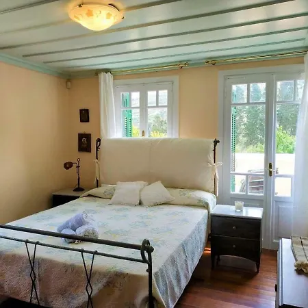 Daphne Estate